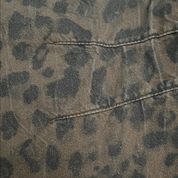 We The Free Good Luck Barrel Cheetah jeans - Picture 8 of 16